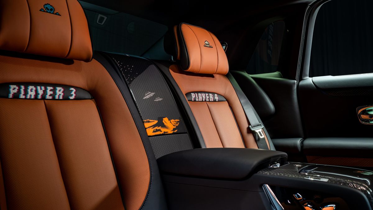 Rolls-Royce se odvázal! Postavil edici pro milovníky retro videoher, je plná vtipných detailů